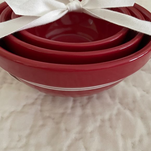 Set of Three Nesting Bowls - Picture 3 of 7